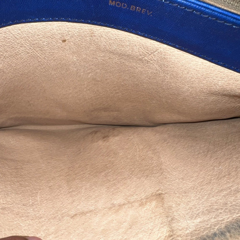 Vintage Gucci Crossbody - Picture 10 of 10